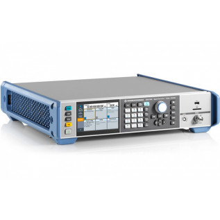 Продать SMA100B с опциями SMAB-B92, SMAB-B120, SMAB-K33, SMAB-K22, SMAB-K23, SMAB-K27, SMAB-B81, SMAB-B86
